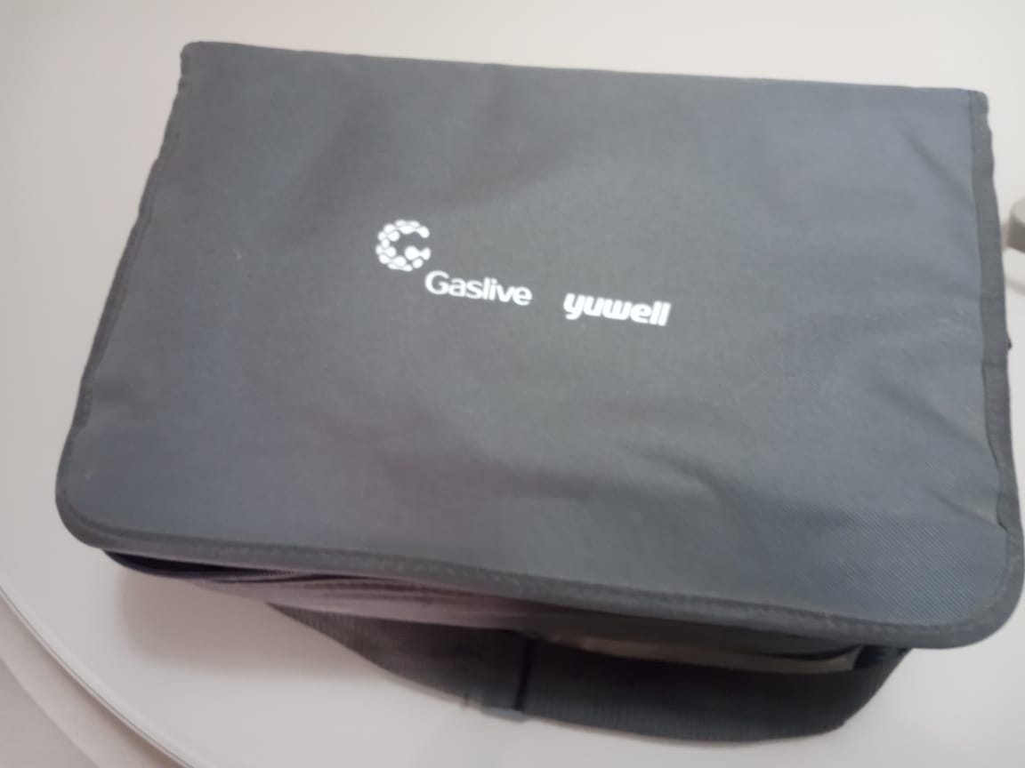 CPAP Automático com Umidificador Yuwell YH-560, Semi-novo, usado