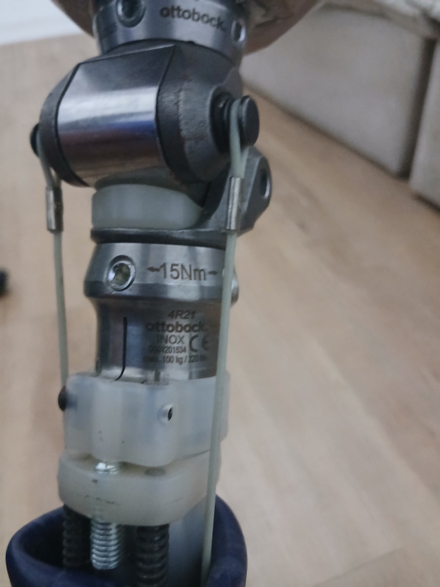 Prótese Transfemoral Ottobock 4R21 e 4R41, Básica sem a válvula, Usada